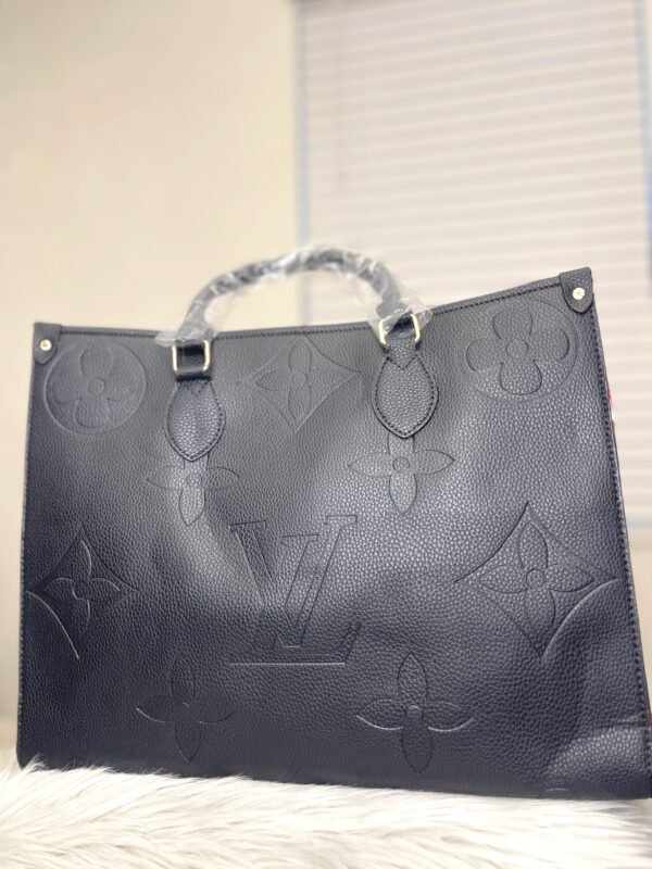 Louis Vuitton On the Go GM Tote Bag