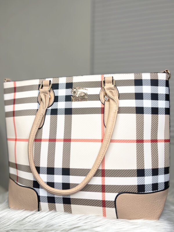 Burberry Handbag (Beige)